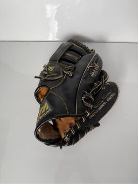 Mizuno Baseball Glove Mitt MZ 117 Professional Model RHT Steerhide Leather
